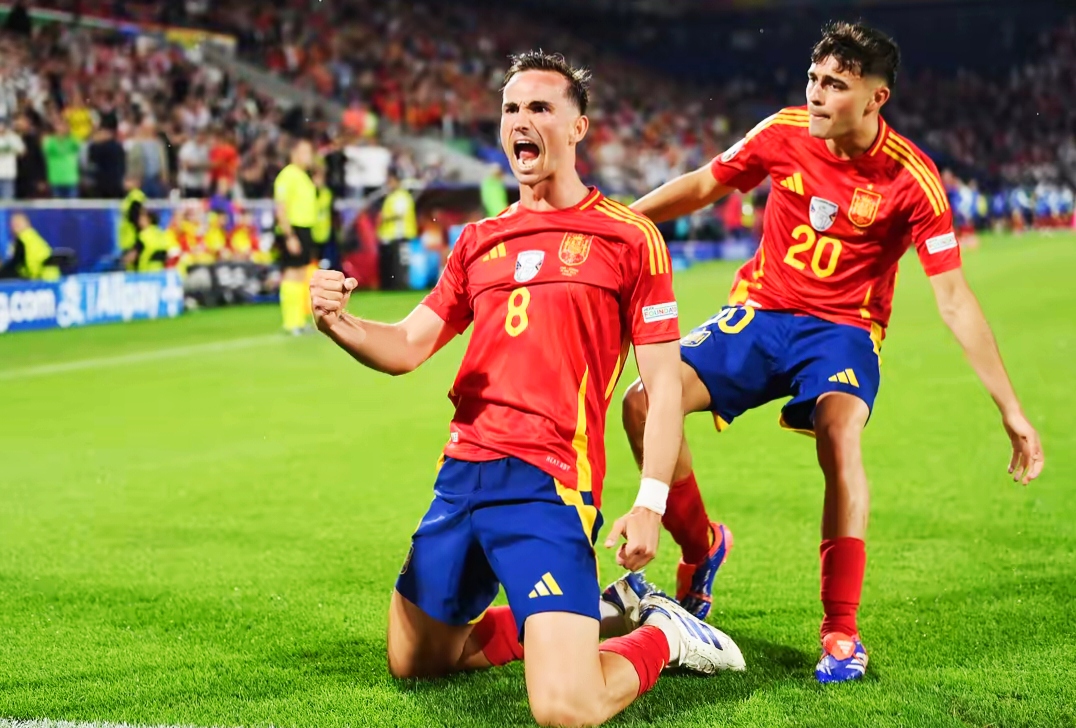 精彩比拼！西班牙球队争霸赛场的简单介绍