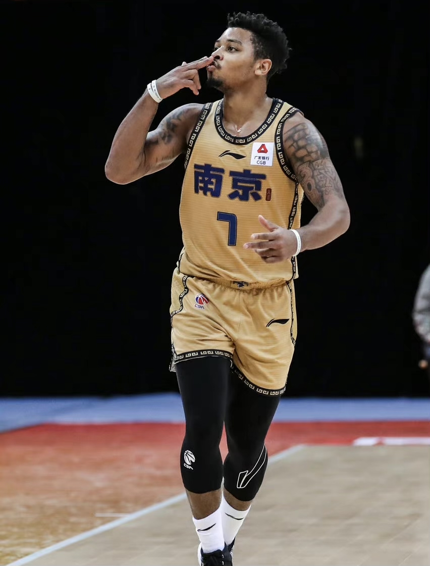 昆汀-皮特森：CBA全明星宣传大使，担当球队核心！