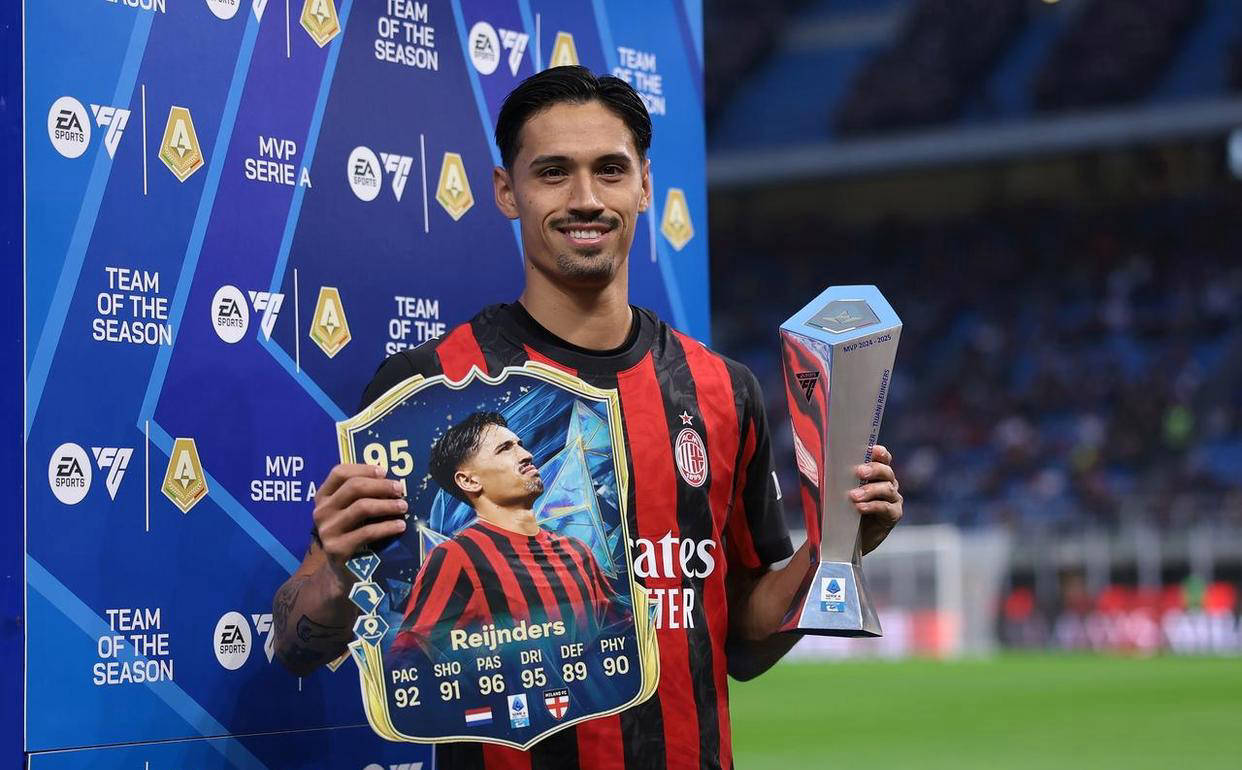 包含曼城签下巴黎中场，强化中场实力的词条