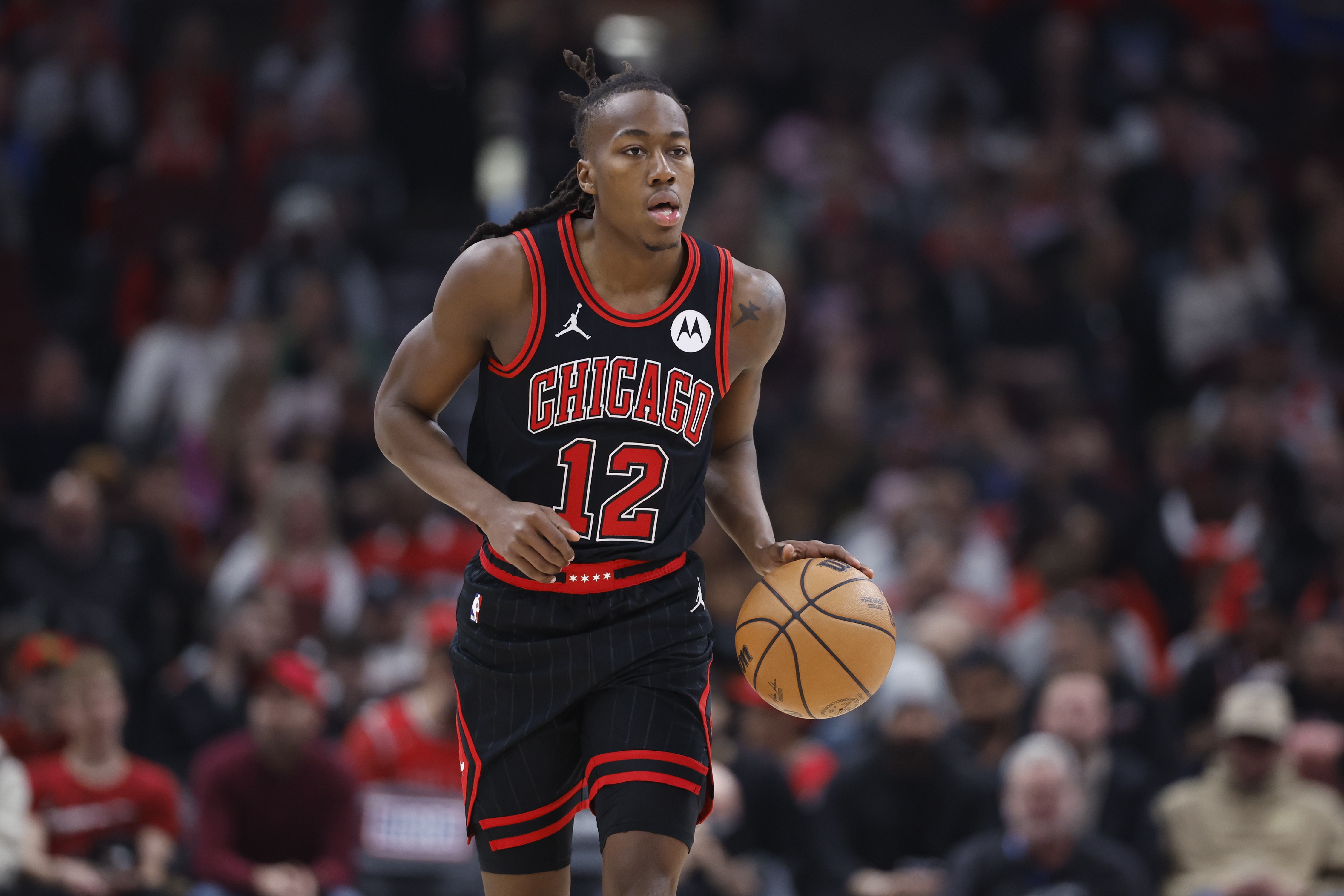 爱游戏在线登录-公牛队球员在季后赛中表现出色