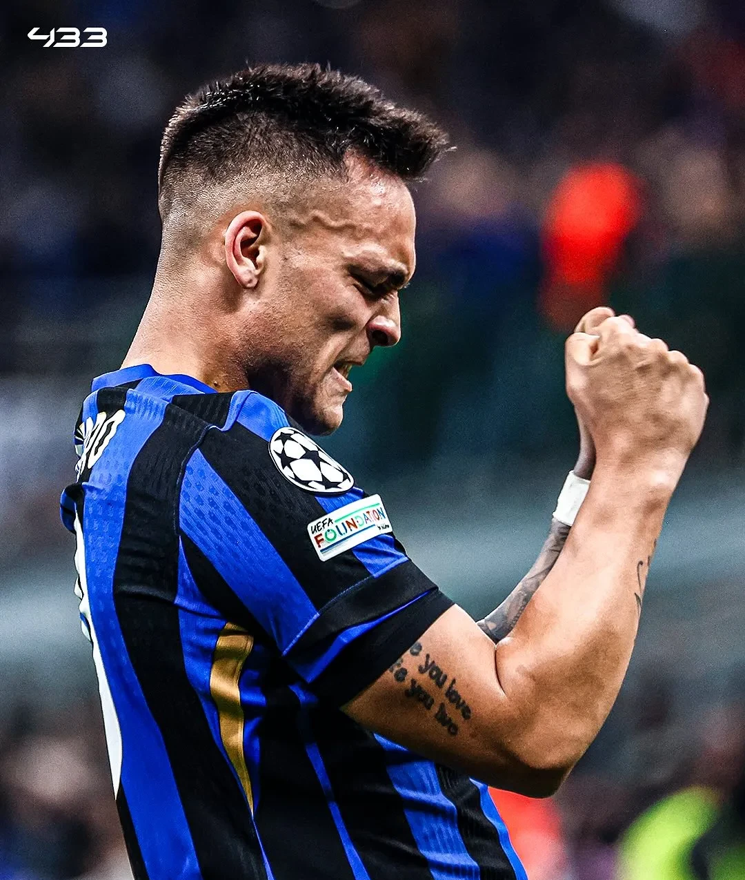 包含巴萨寻求胜利，曼城势必不轻易放弃的词条